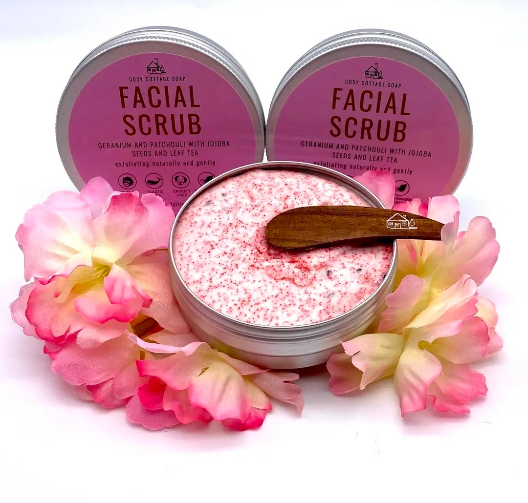 Organic Facial Scrub - Geranium & Patchouli with Jojoba Seeds & Leaf Tea - 100ml